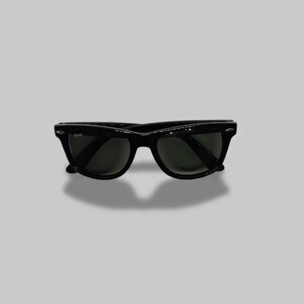 Classic Style Black