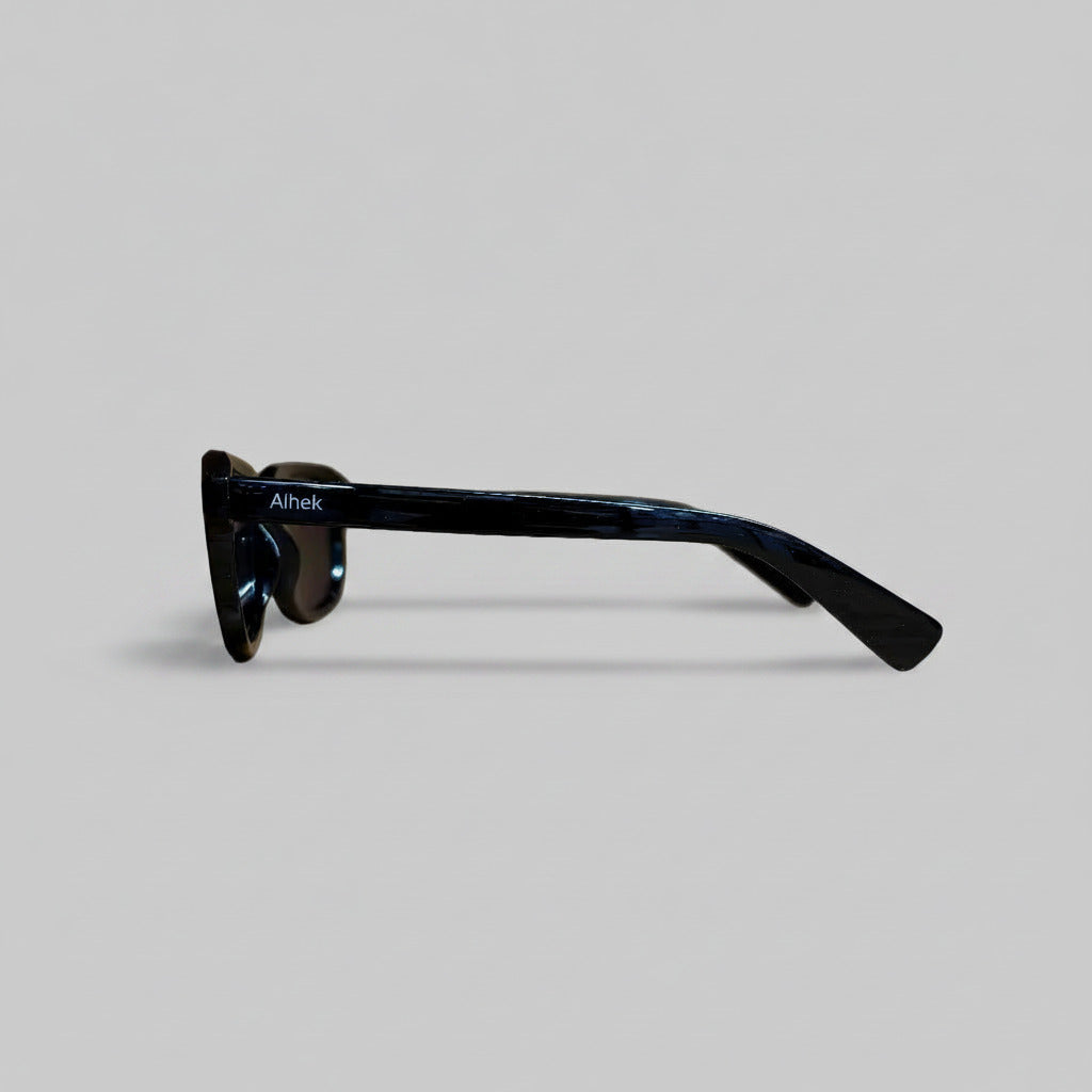 Prism Black