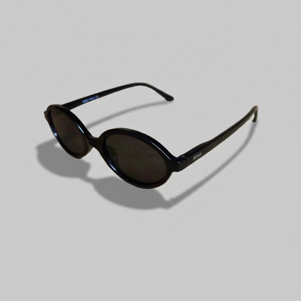 Oval Black