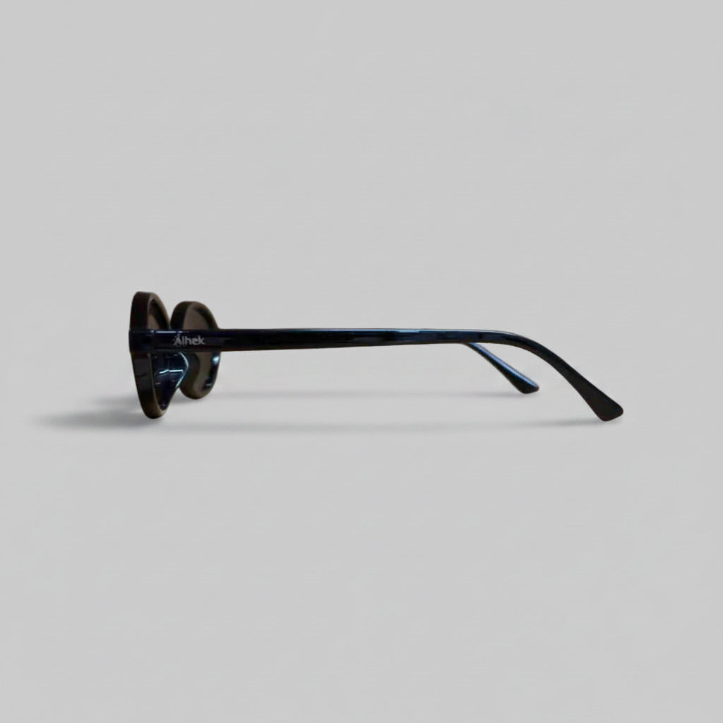 Oval Black