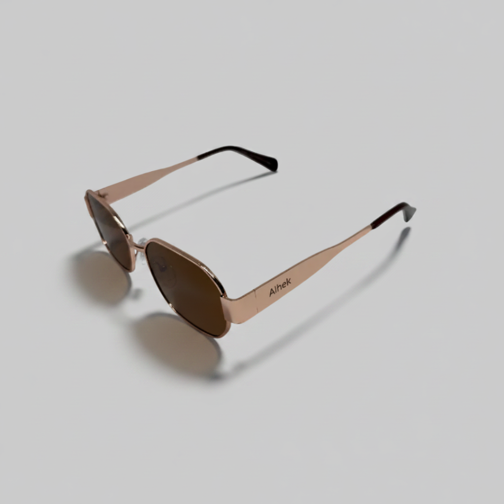 Nova Echo Brown