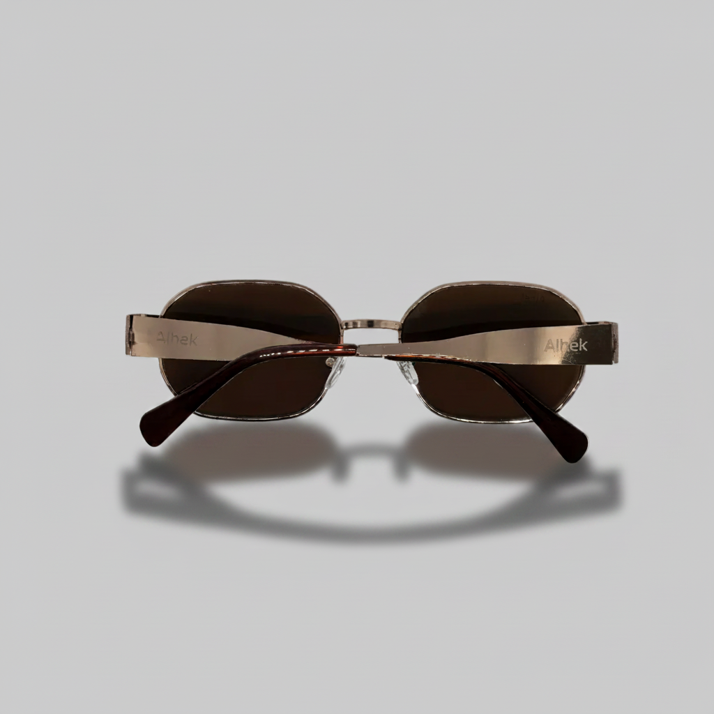 Nova Echo Brown